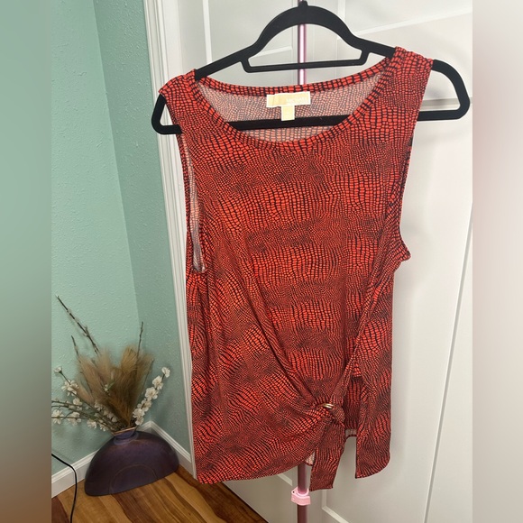 Michael Kors Tops - Michael Kors red and black animal print sleeveless tunic top XL gold hardware